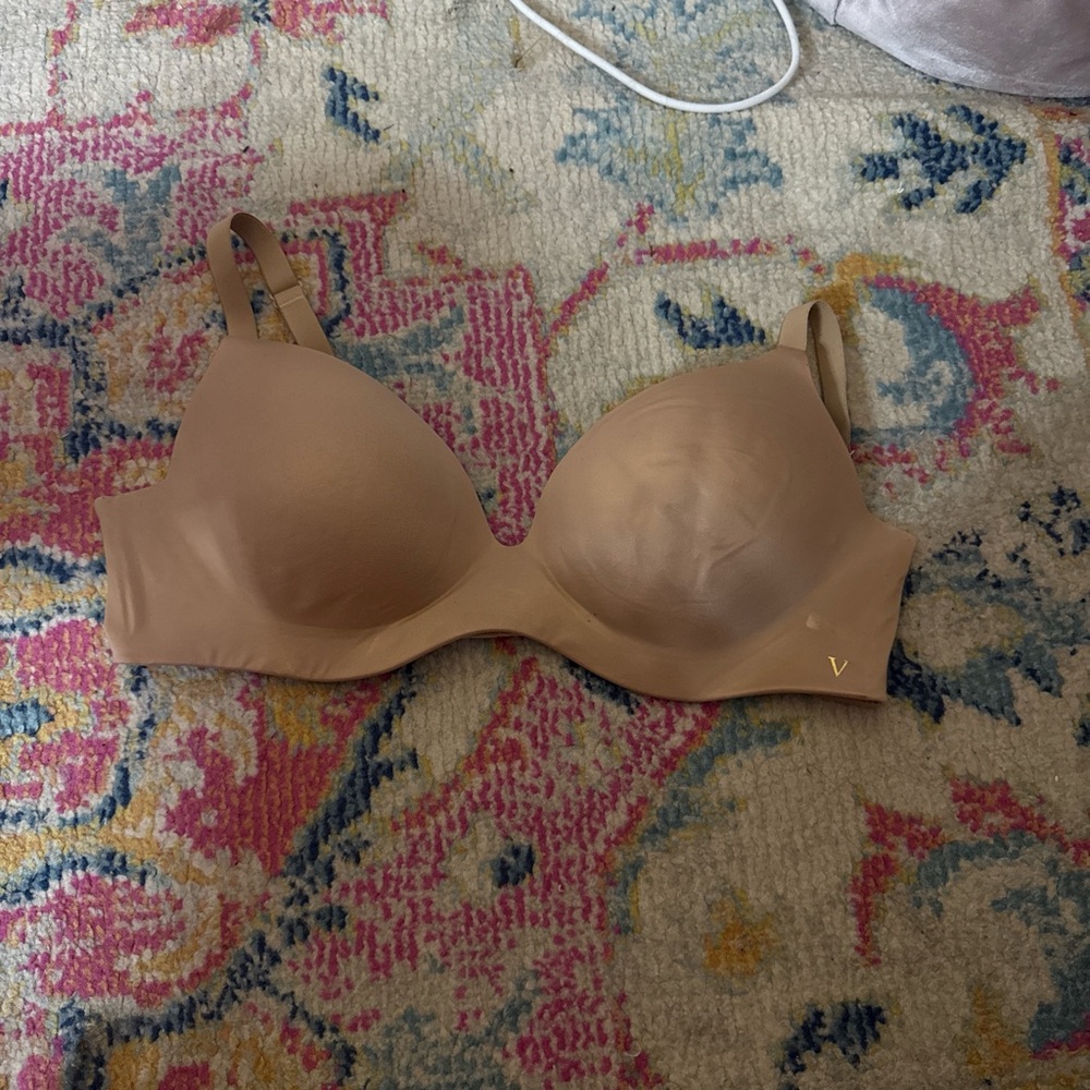 victoria secret bra size 36D